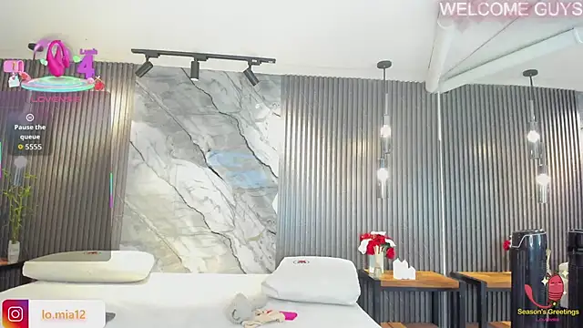 julietha taylor online show from February 3, 2026, 2:53 am