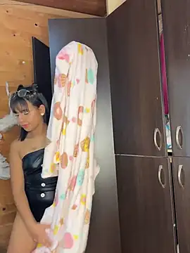 Valentinapatry1 online show from January 28, 2025, 7:22 am