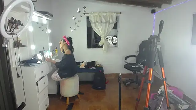 Valentinapatry1 online show from March 19, 2025, 2:05 am