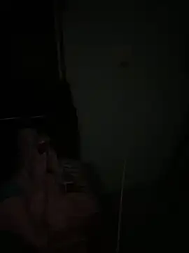 HotRiyacpl online show from November 16, 2025, 4:12 pm