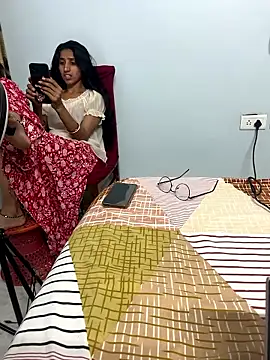 Snapshot of HotRiyacpl chatting on June 5, 2026, 6:35 pm HotRiyacpl online show from June 5, 2026, 6:35 pm