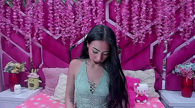 nathalia pink online show from January 7, 2025, 8:31 pm