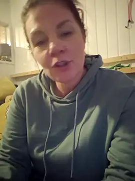 Snapshot of 420Curvybabe chatting on January 16, 2025, 4:50 pm 420Curvybabe online show from January 16, 2025, 4:50 pm