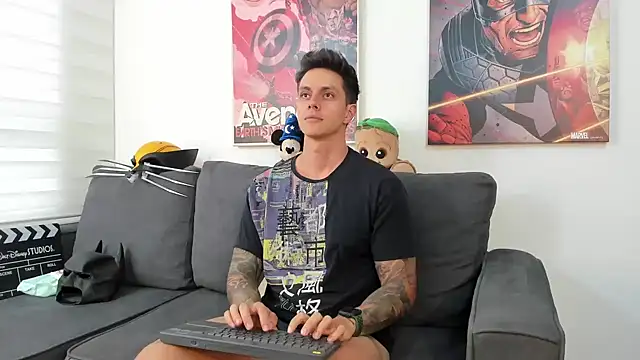 Snapshot of JeanBroc chatting on November 20, 2025, 8:09 pm JeanBroc online show from November 20, 2025, 8:09 pm