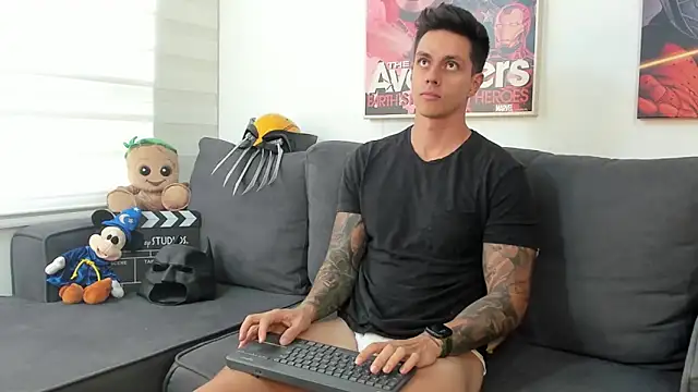 Snapshot of JeanBroc chatting on February 23, 2026, 7:25 pm JeanBroc online show from February 23, 2026, 7:25 pm