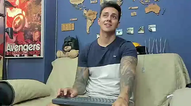 Snapshot of JeanBroc chatting on January 28, 2025, 11:07 pm JeanBroc online show from January 28, 2025, 11:07 pm