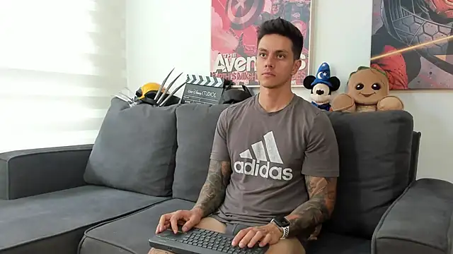 Snapshot of JeanBroc chatting on October 27, 2025, 8:10 pm JeanBroc online show from October 27, 2025, 8:10 pm