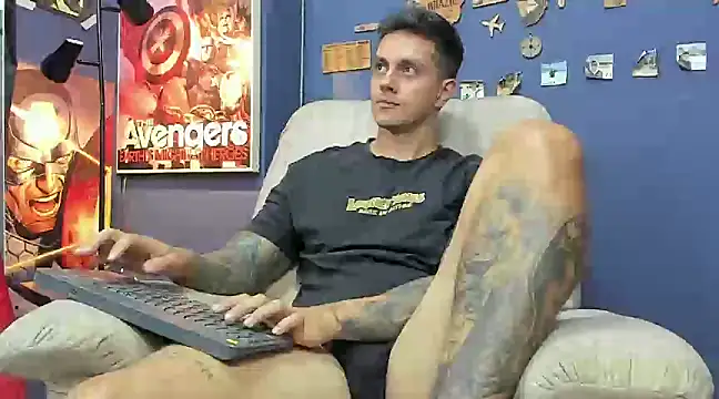 Snapshot of JeanBroc chatting on February 27, 2025, 11:04 pm JeanBroc online show from February 27, 2025, 11:04 pm