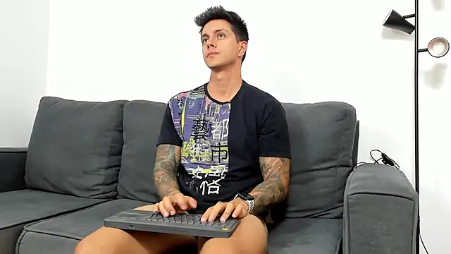 Snapshot of JeanBroc chatting on September 12, 2025, 8:52 pm JeanBroc online show from September 12, 2025, 8:52 pm