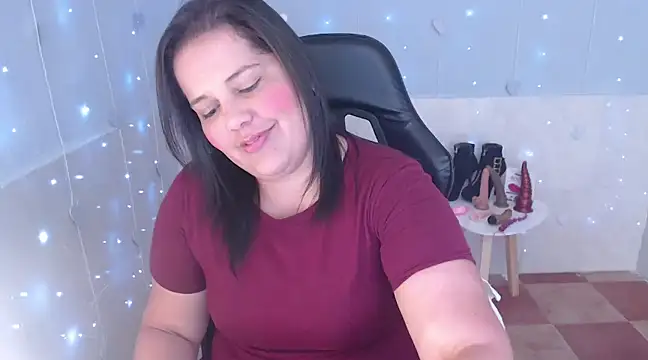 kiara scottt online show from February 5, 2025, 6:13 am