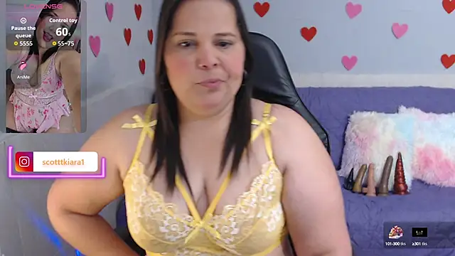 Snapshot of kiara_scottt chatting on September 19, 2025, 8:40 am kiara scottt online show from September 19, 2025, 8:40 am