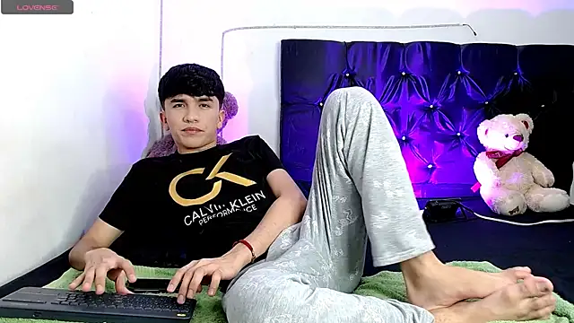 benji hoter online show from October 2, 2025, 9:51 pm