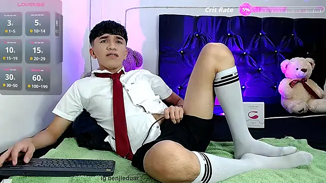 benji hoter online show from September 30, 2025, 3:29 pm