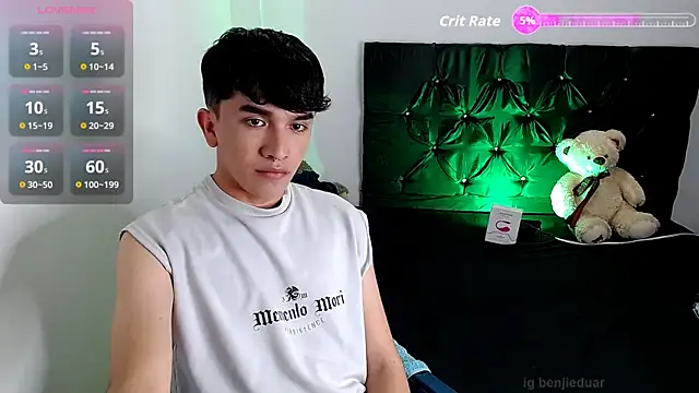 benji hoter online show from December 17, 2025, 10:37 pm