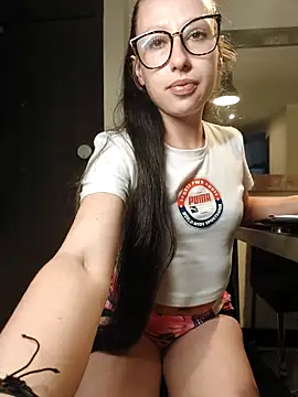 Snapshot of milena_23x chatting on March 20, 2025, 6:08 am milena 23x online show from March 20, 2025, 6:08 am