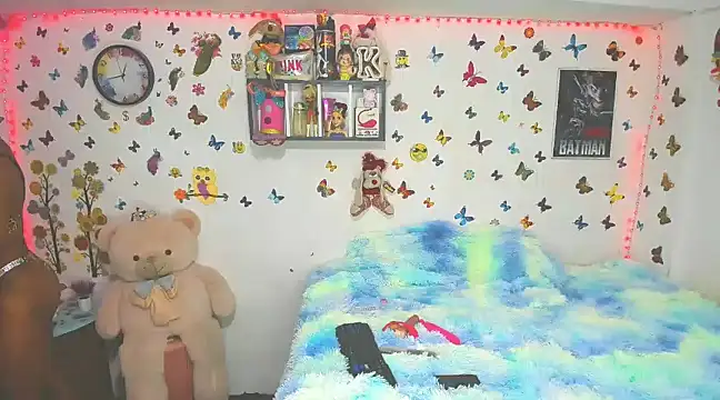 marianaoficial249701 online show from January 14, 2025, 5:23 pm