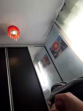 Snapshot of Chneor28 chatting on February 13, 2026, 11:21 am Chneor28 online show from February 13, 2026, 11:21 am