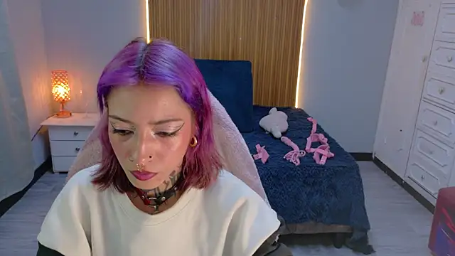 Scarllett BDSM online show from April 24, 2026, 5:20 am