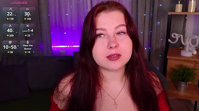 EffyEvansy online show from March 5, 2025, 11:28 am