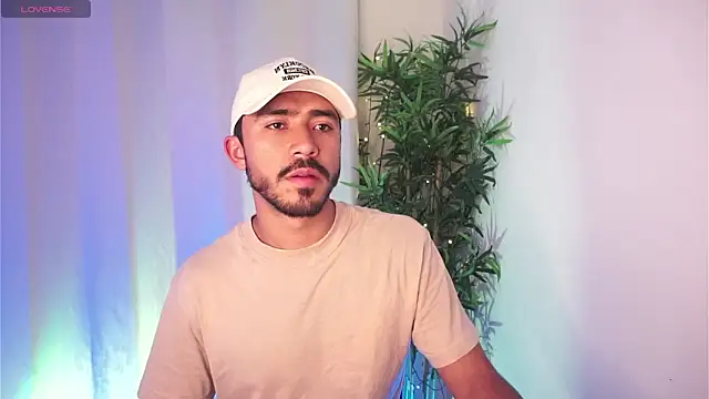 dam0n fr0st online show from April 14, 2026, 9:31 pm