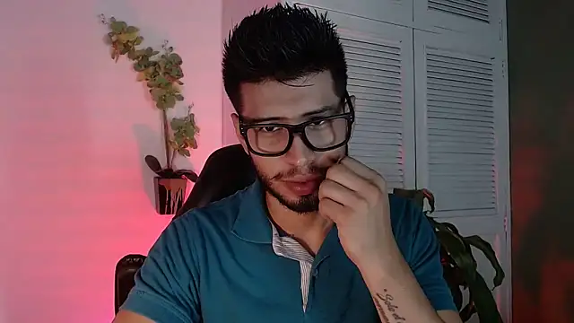 Colby brown03 online show from September 19, 2025, 7:07 pm