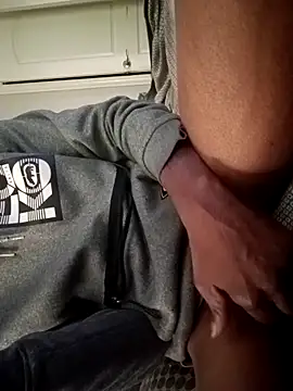 Snapshot of Txdarkmeat74 chatting on November 19, 2025, 2:39 pm Txdarkmeat74 online show from November 19, 2025, 2:39 pm