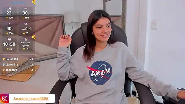 JasmineHarris online show from February 5, 2025, 2:59 pm