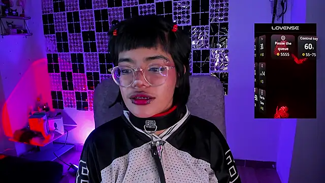 sweet Samx online show from September 23, 2025, 6:42 am