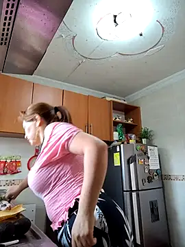 Snapshot of sussy_185 chatting on March 15, 2025, 7:27 pm sussy 185 online show from March 15, 2025, 7:27 pm