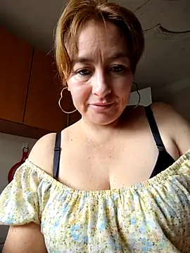 Snapshot of sussy_185 chatting on March 5, 2025, 4:24 pm sussy 185 online show from March 5, 2025, 4:24 pm