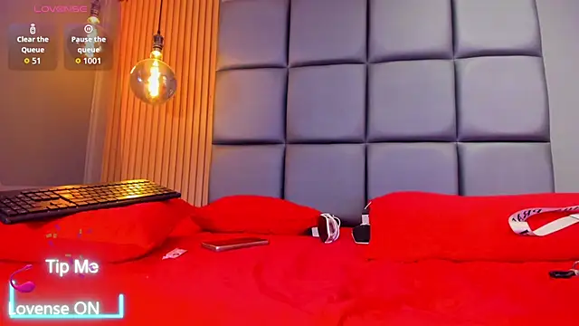 Snapshot of HOTTY_RED_ chatting on September 25, 2025, 7:31 pm HOTTY RED online show from September 25, 2025, 7:31 pm