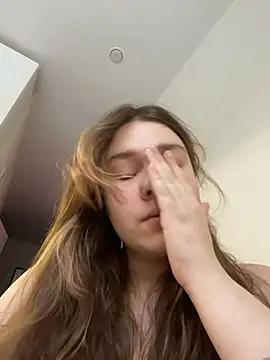 Snapshot of SuzieMurray chatting on February 27, 2026, 8:36 am SuzieMurray online show from February 27, 2026, 8:36 am