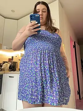 SuzieMurray online show from April 3, 2026, 9:16 am