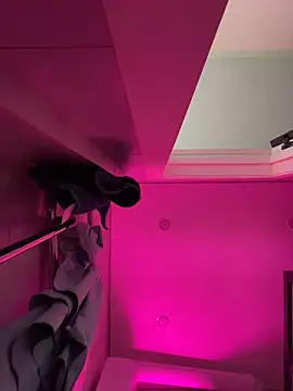 SuzieMurray online show from April 9, 2026, 8:20 am