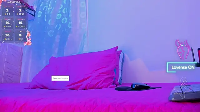 Snapshot of ZaraWest chatting on February 15, 2026, 1:06 am ZaraWest online show from February 15, 2026, 1:06 am