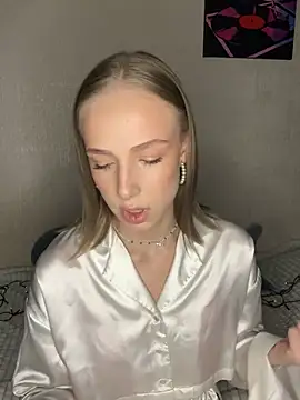 CaseyStar online show from December 28, 2024, 1:49 pm