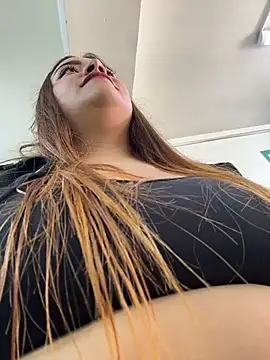 Tatiana O online show from November 25, 2025, 3:12 pm