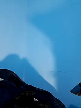 charlesss19 online show from March 22, 2025, 1:08 pm