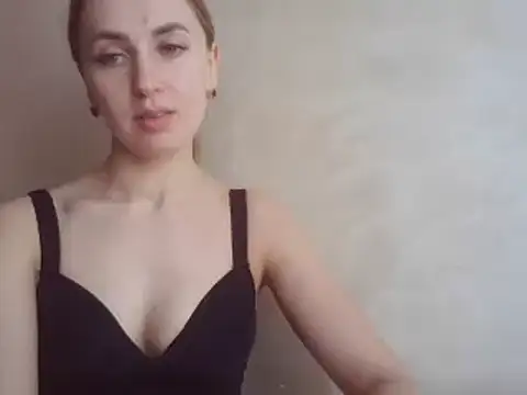 CaitlinaJayne23 online show from March 5, 2025, 7:16 am
