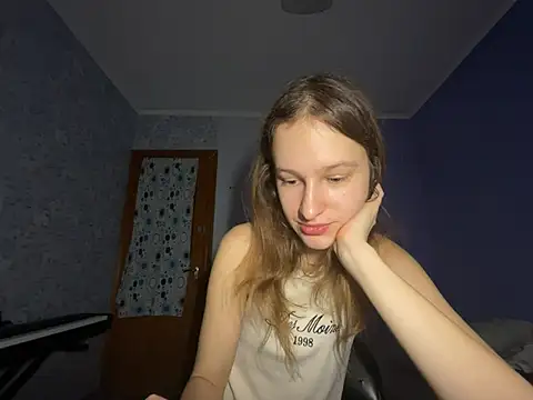 Snapshot of Eva_Angel3 chatting on February 9, 2025, 8:45 pm Eva Angel3 online show from February 9, 2025, 8:45 pm