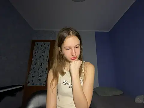 Snapshot of Eva_Angel3 chatting on February 20, 2025, 8:25 pm Eva Angel3 online show from February 20, 2025, 8:25 pm