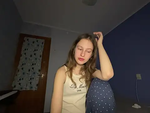 Snapshot of Eva_Angel3 chatting on February 22, 2025, 7:58 pm Eva Angel3 online show from February 22, 2025, 7:58 pm