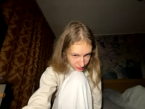 Snapshot of Eva_Angel3 chatting on October 10, 2025, 7:36 pm Eva Angel3 online show from October 10, 2025, 7:36 pm