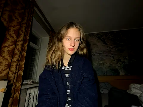 Snapshot of Eva_Angel3 chatting on October 5, 2025, 7:04 pm Eva Angel3 online show from October 5, 2025, 7:04 pm