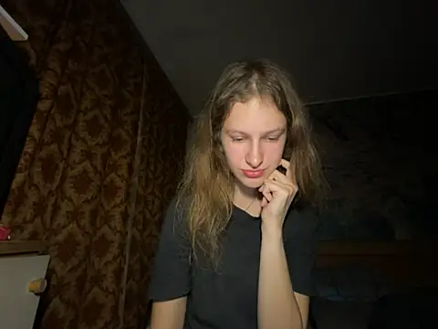 Snapshot of Eva_Angel3 chatting on September 27, 2025, 4:24 pm Eva Angel3 online show from September 27, 2025, 4:24 pm