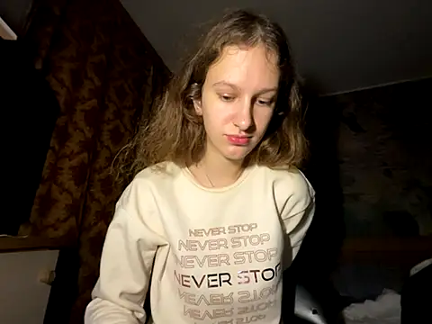 Snapshot of Eva_Angel3 chatting on October 3, 2025, 6:42 pm Eva Angel3 online show from October 3, 2025, 6:42 pm