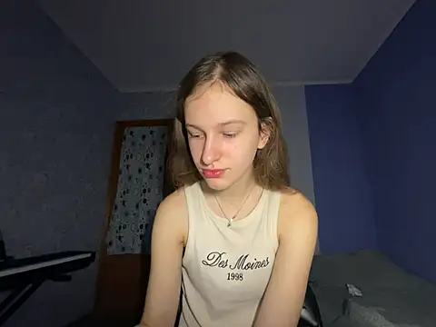 Snapshot of Eva_Angel3 chatting on February 27, 2025, 5:37 pm Eva Angel3 online show from February 27, 2025, 5:37 pm