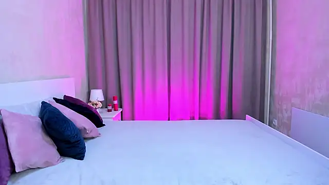 Snapshot of MelodyHudson chatting on February 23, 2025, 11:11 am MelodyHudson online show from February 23, 2025, 11:11 am