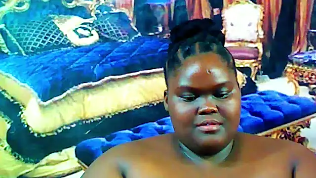 EbonyHotBuns online show from March 18, 2025, 12:17 pm