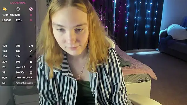 ReddHotPipper online show from January 28, 2025, 5:00 am